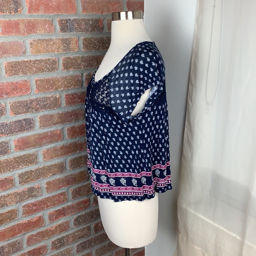 Forever 21 Floral Crochet Crop Top, S - Picture 6 of 9
